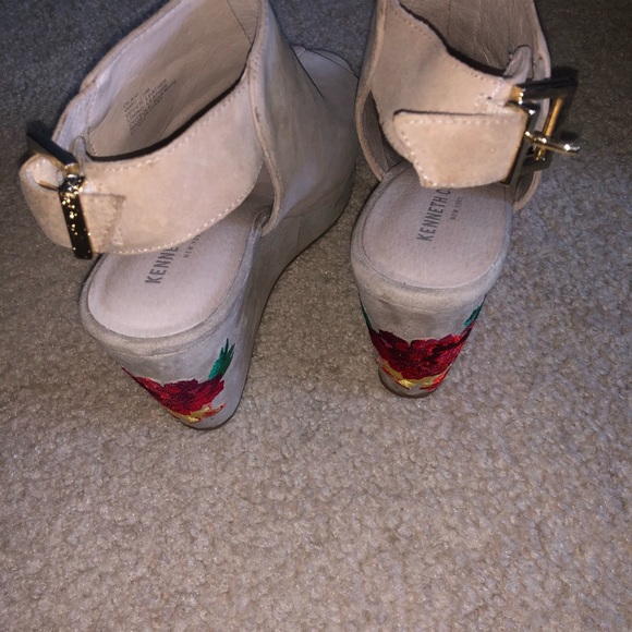 Wedges - Picture 4 of 5